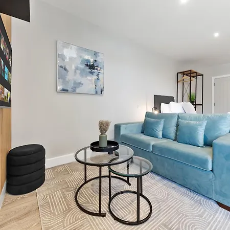 London Retreat - 20Min To Central London Studio
